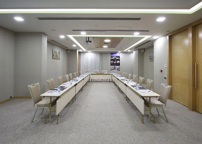 Готель Masel 4*