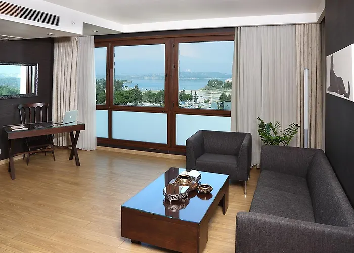 Готель Masel Адана