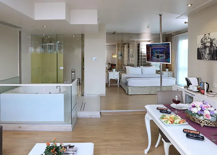 Готель Masel 4*